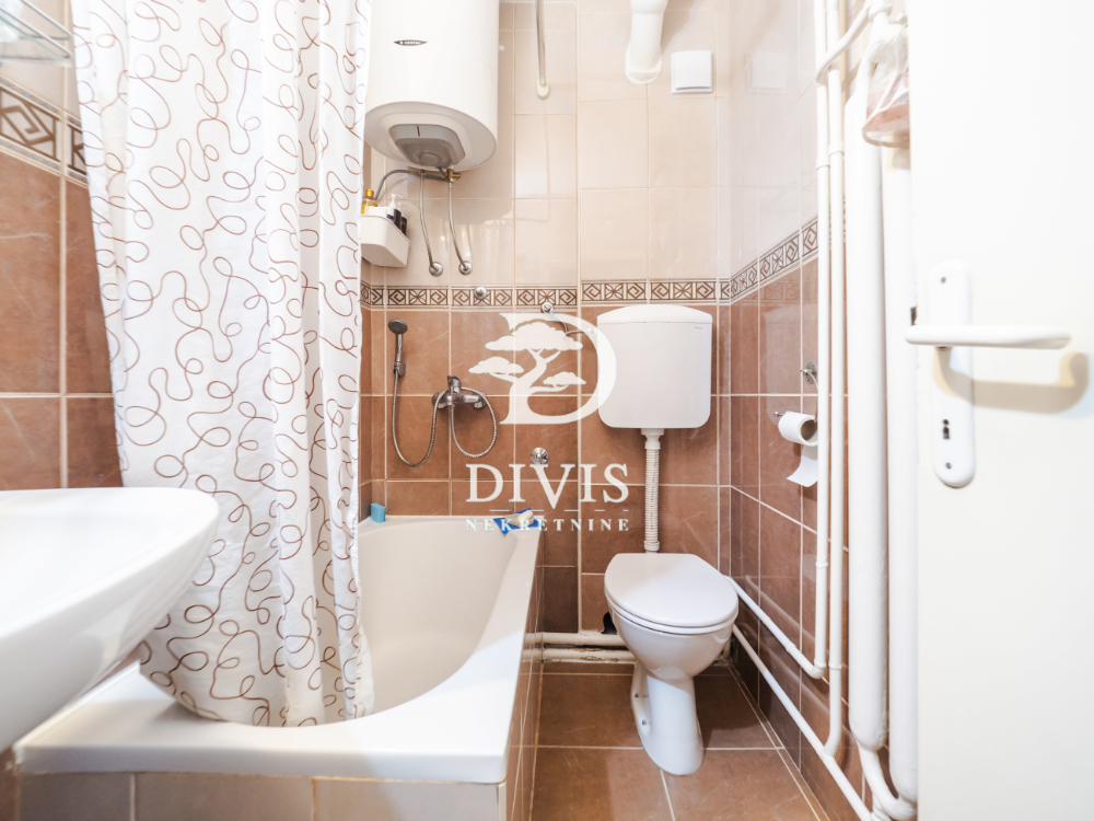 Slika 9 - Učitelja Miloša Jankovića, Dvoiposoban stan na prodaju, 62m2, 199.000€